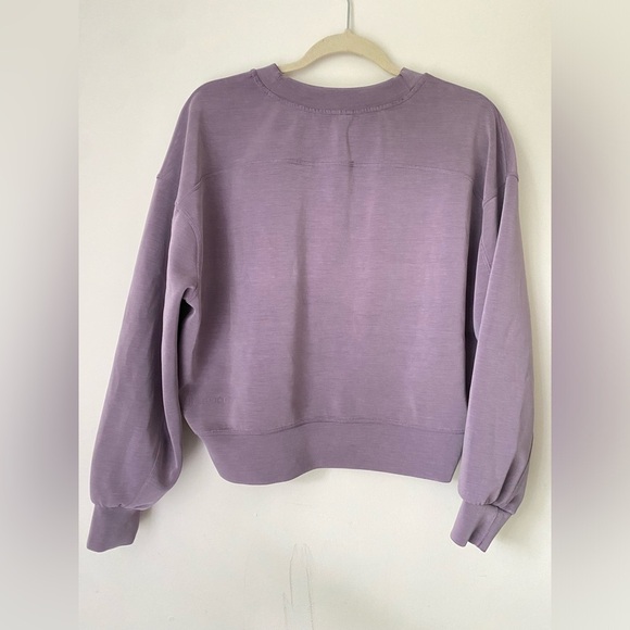 Lululemon Jacket Women’s 4 Sweatshirt Crop Purple Pullover - Picture 2 of 9